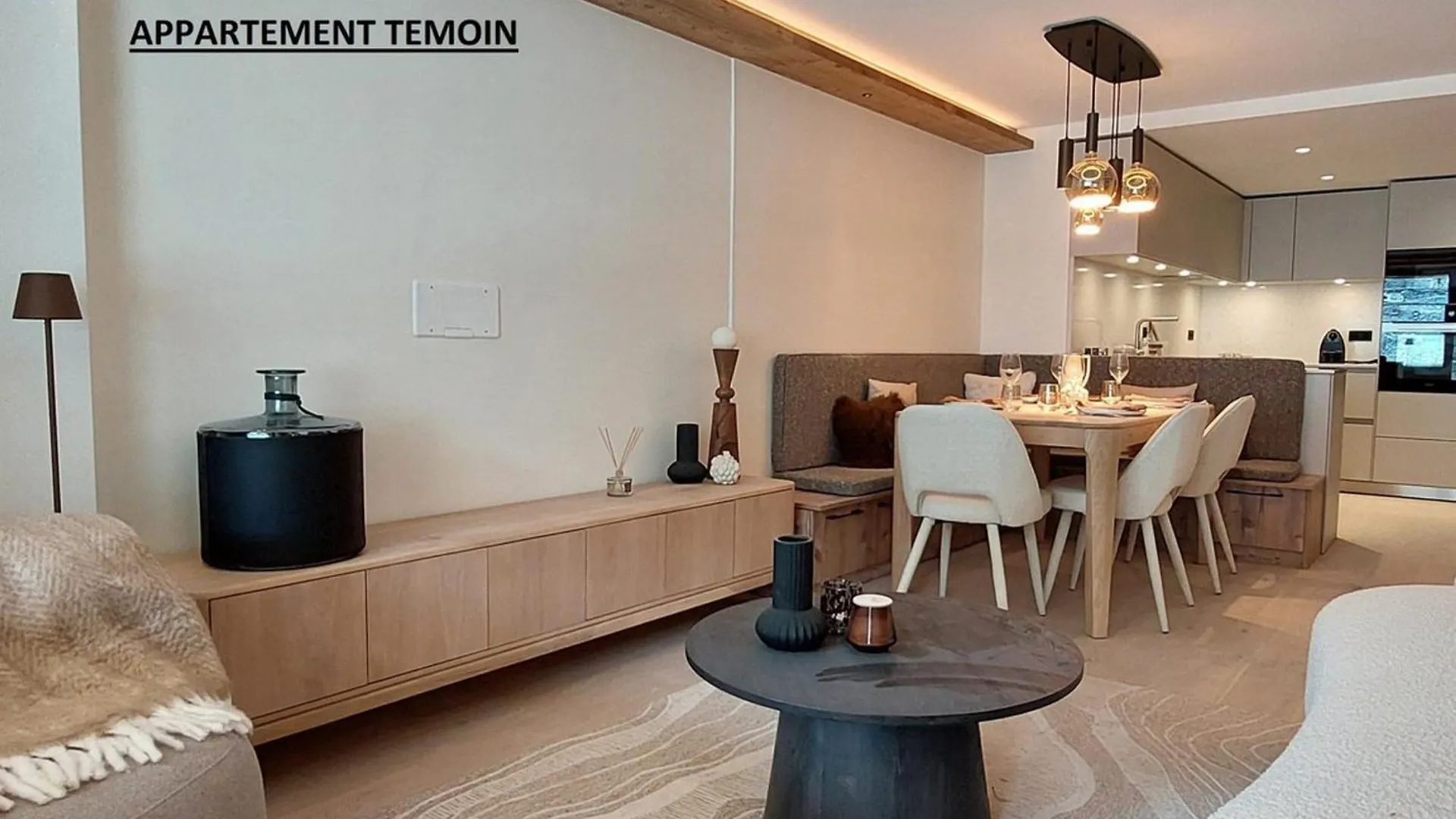 Appartement De Standing Avec Piscine, Sauna Et Hammam A Val-D'Isere - Fr-1-694-426